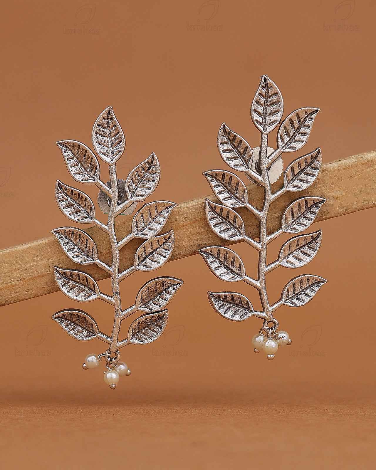 Patra Stud Earrings