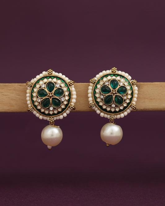 Vinita Kundan Studs-M