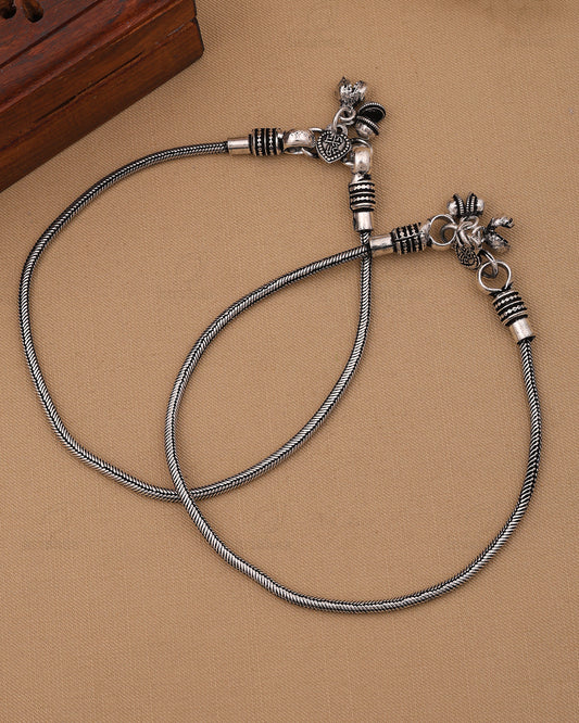 Pratibha Pair Of Anklets