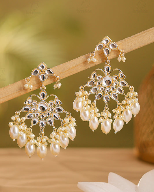 Veda Kundan Danglers