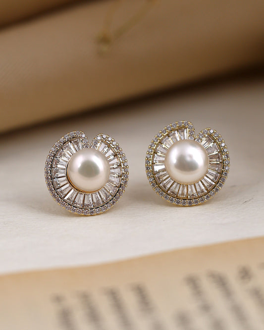 Jaina Fashionable Studs