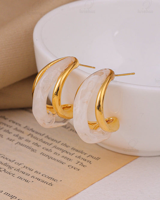 Ashton Fashionable Stud Earrings