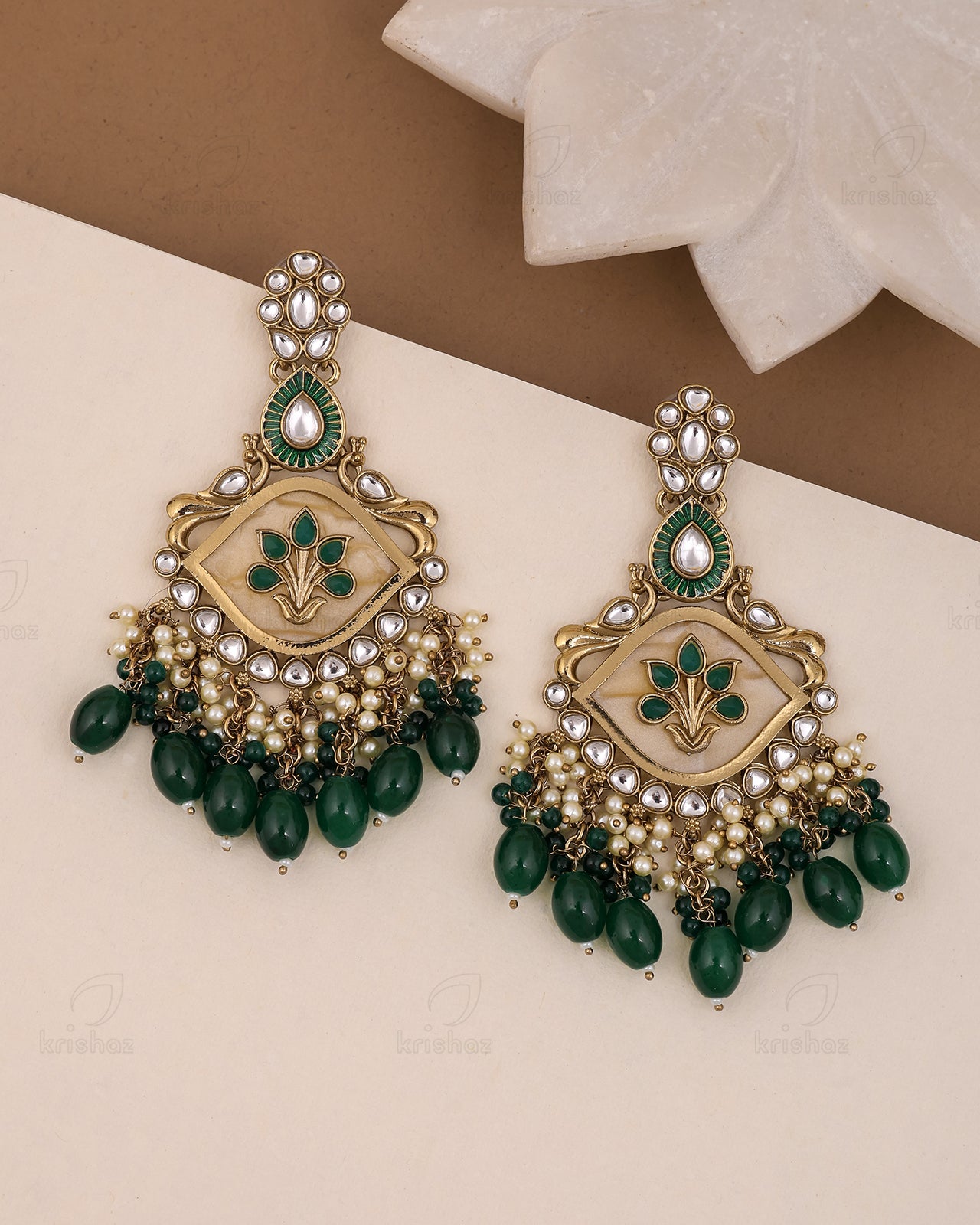 Anaika Kundan Danglers-M