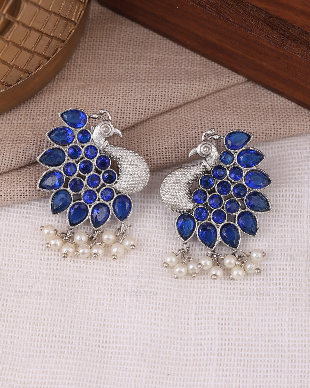 Maurya Peacock Stud Earrings - wxo