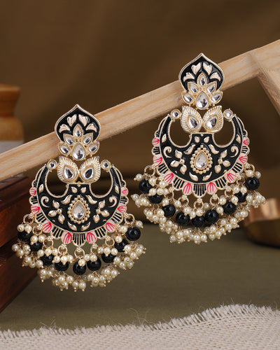 Aashita Kundan Danglers-M