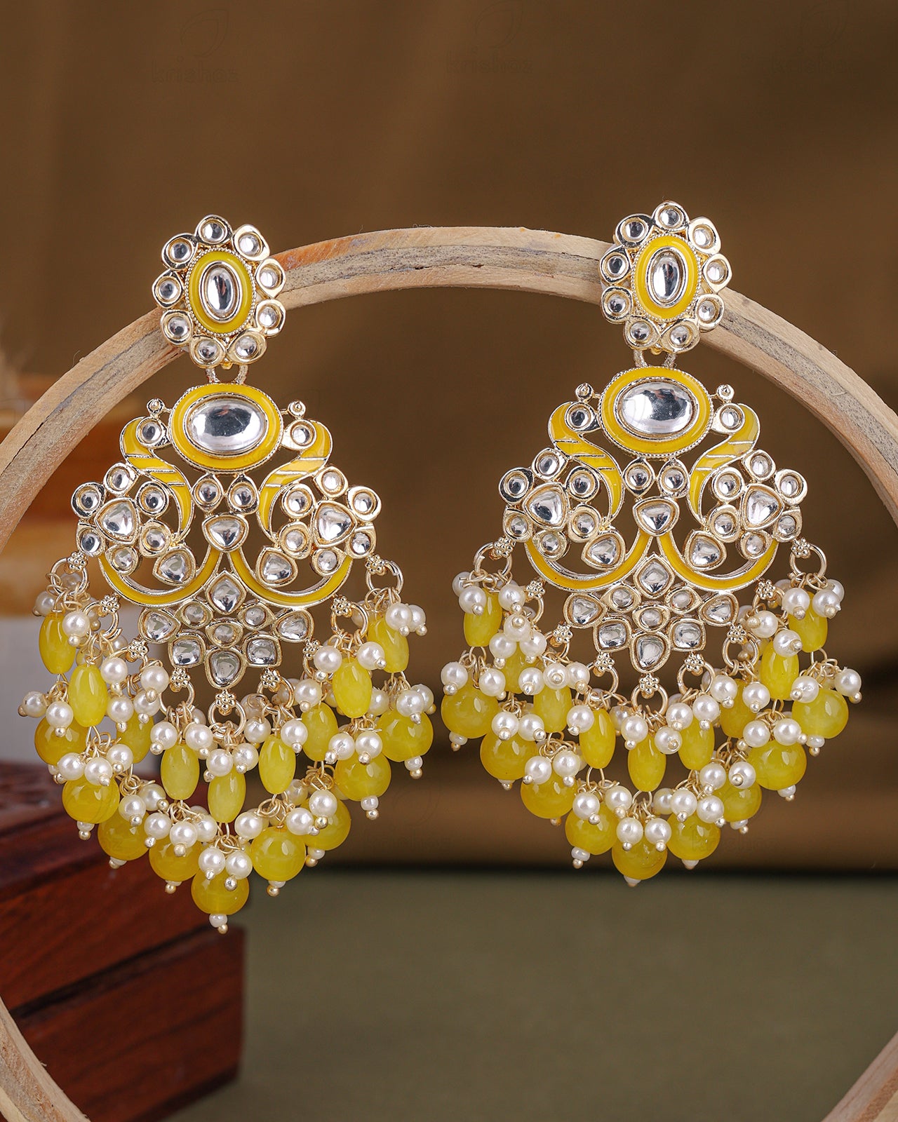 Shubhi Kundan Danglers-M