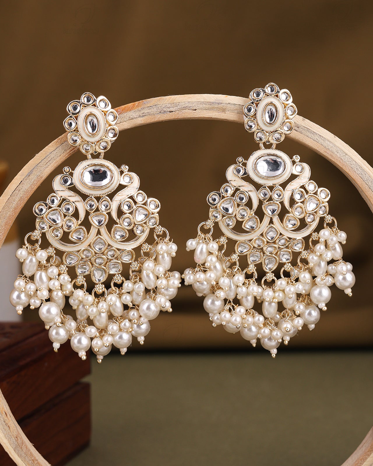 Shubhi Kundan Danglers-M