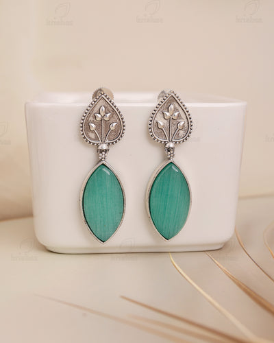 Anisha Dangler Earrings