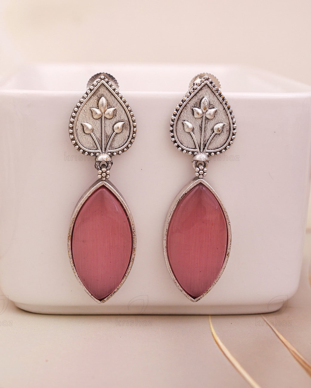 Anisha Dangler Earrings