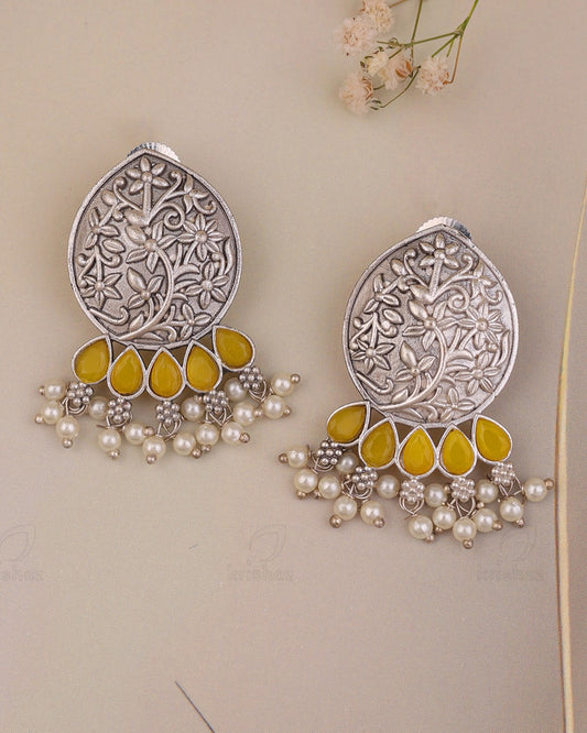 Aarzoo Stud Earrings