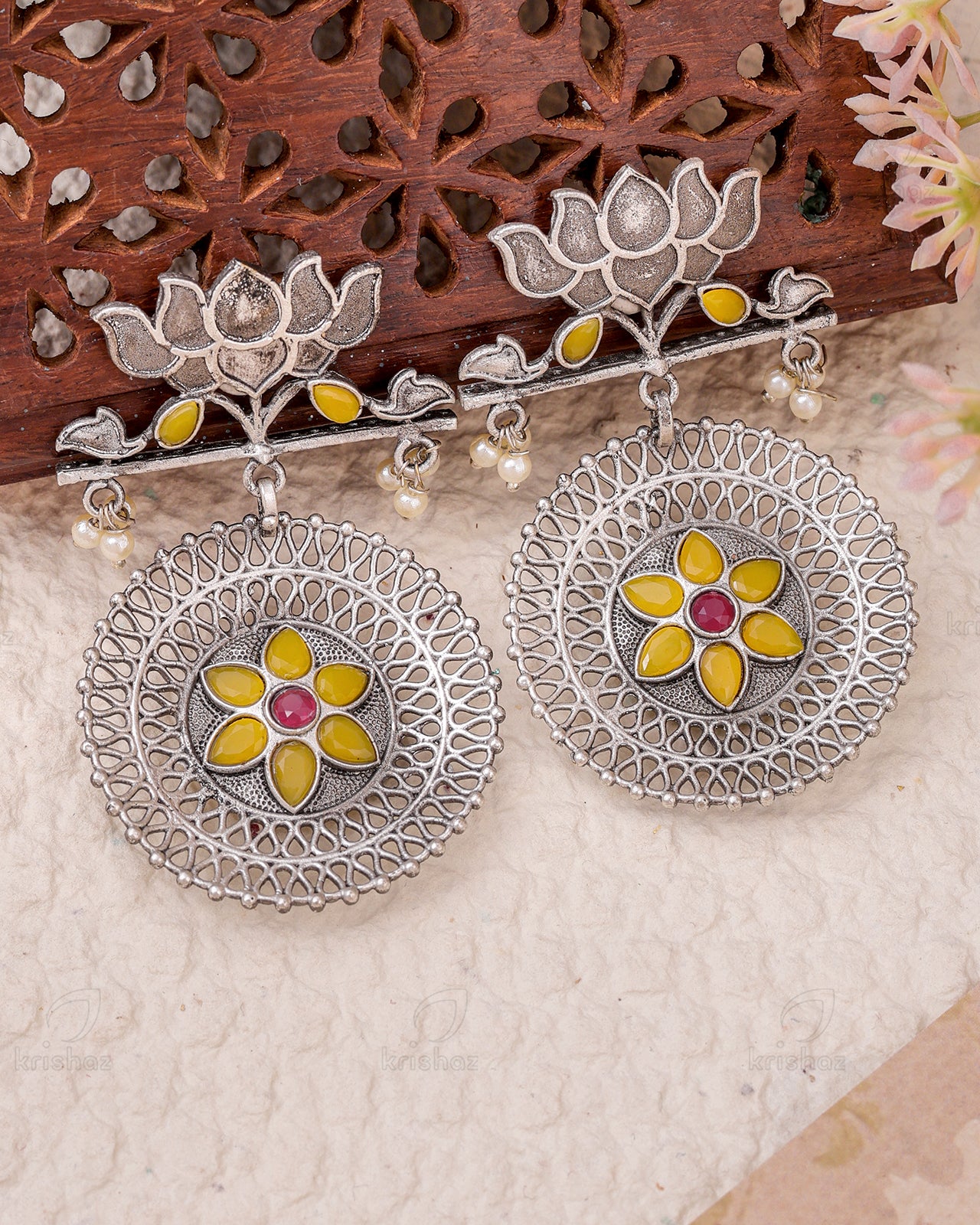 Lotus Dangler Earring