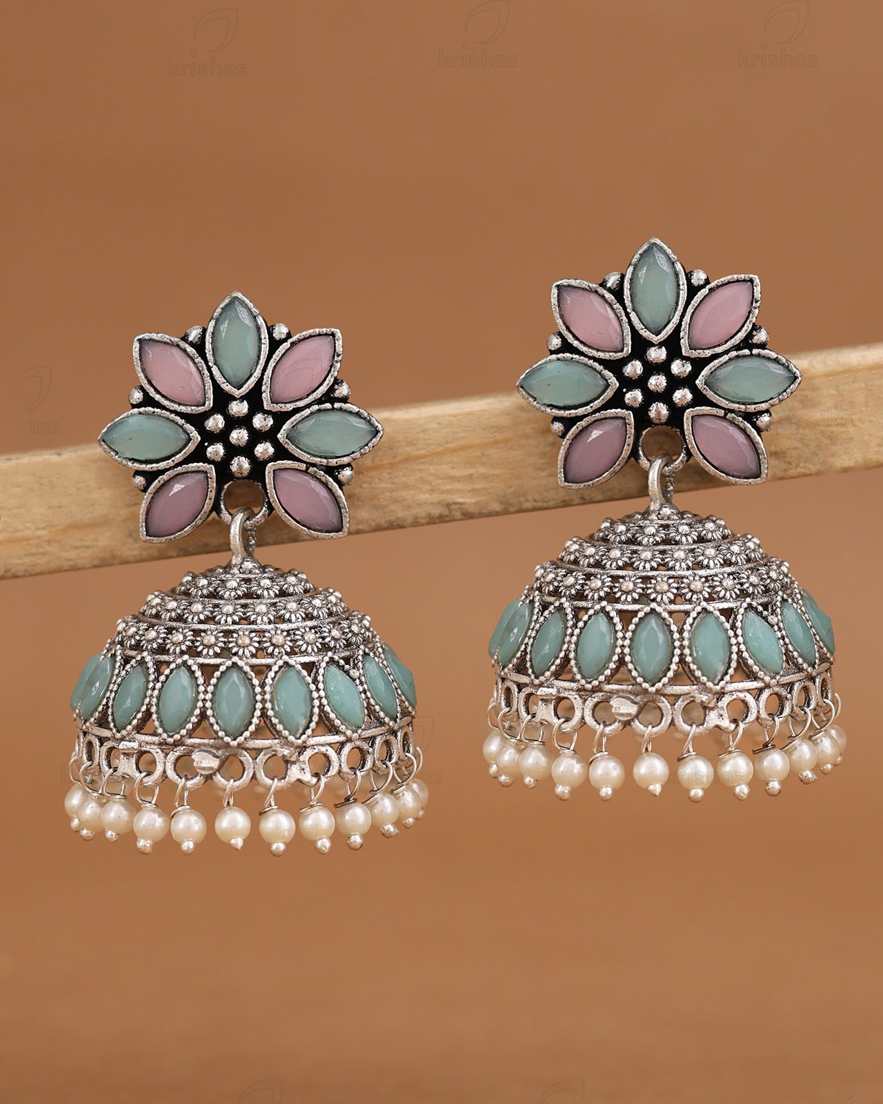Reha Jhumki Earrings - wxo
