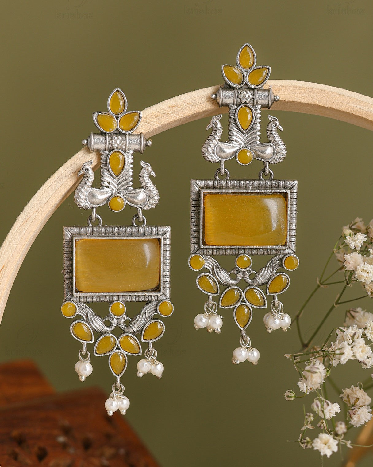 Shubhangi Long Dangler Earrings - wxo