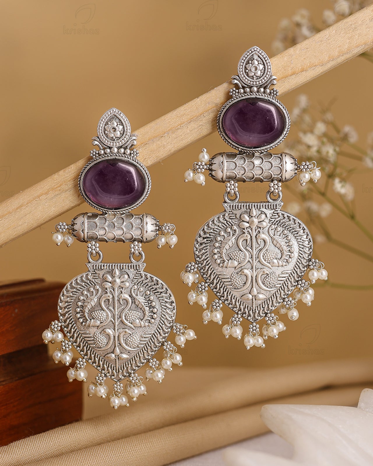 Kadambari Dangler Earrings - wxo