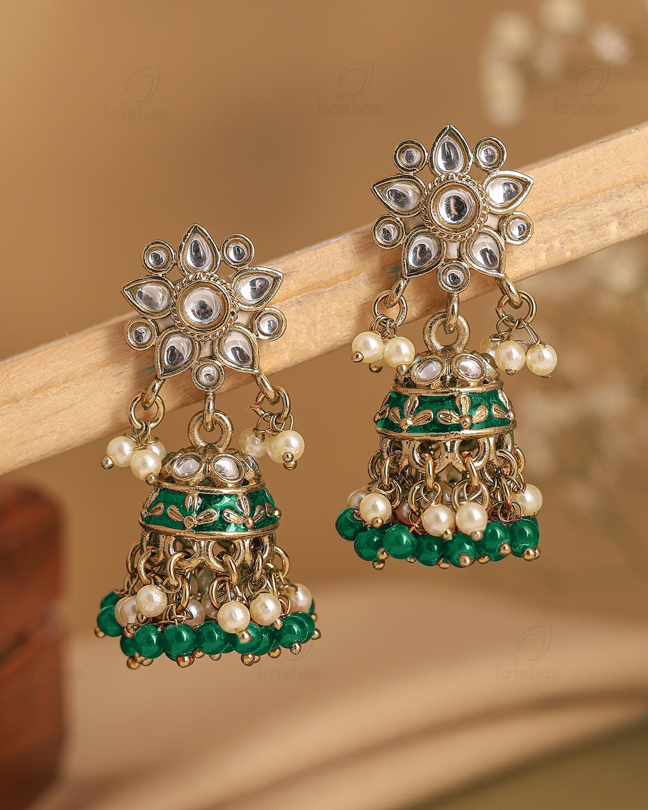 Visha Kundan Jhumki-M