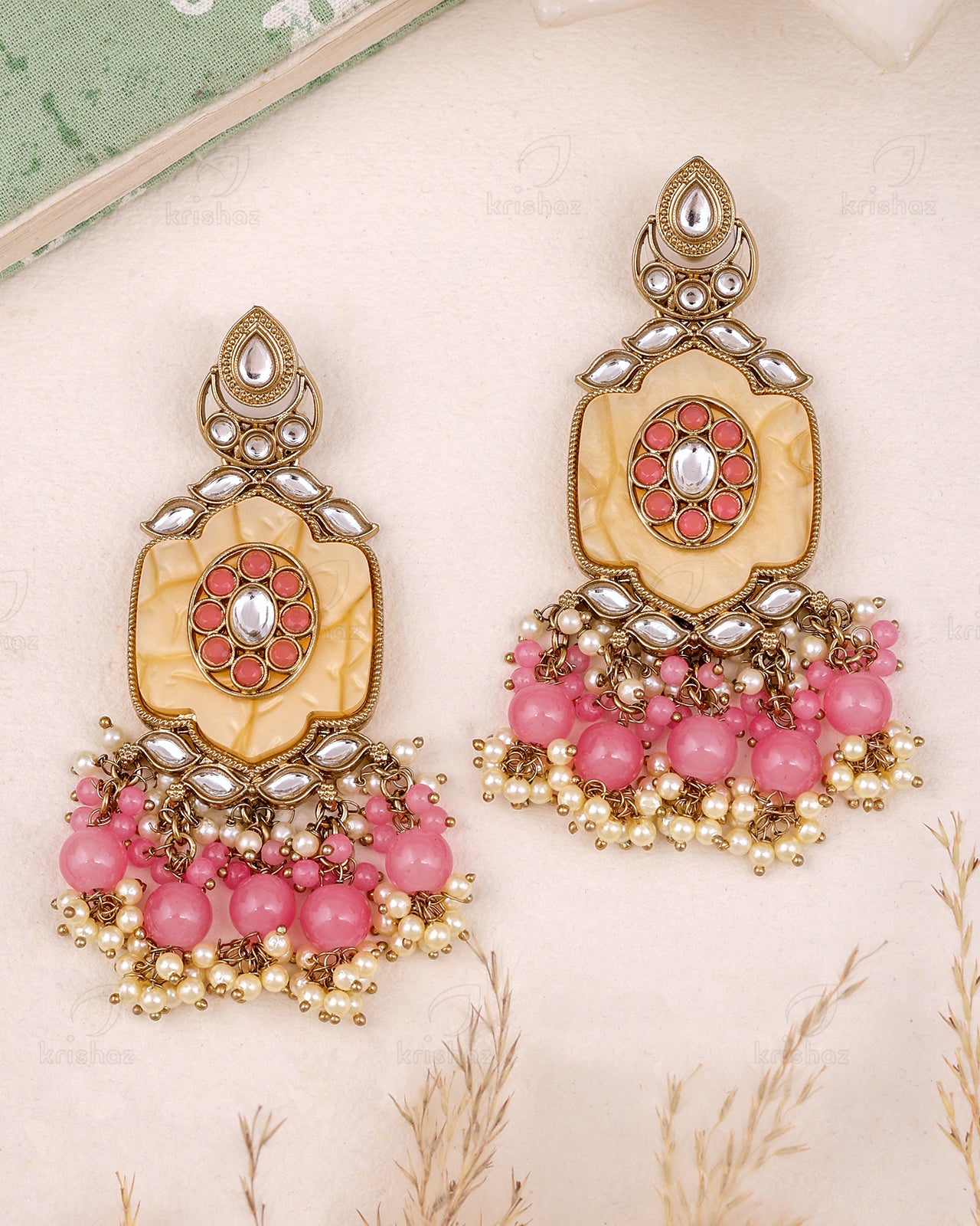 Ravya Kundan Danglers-M