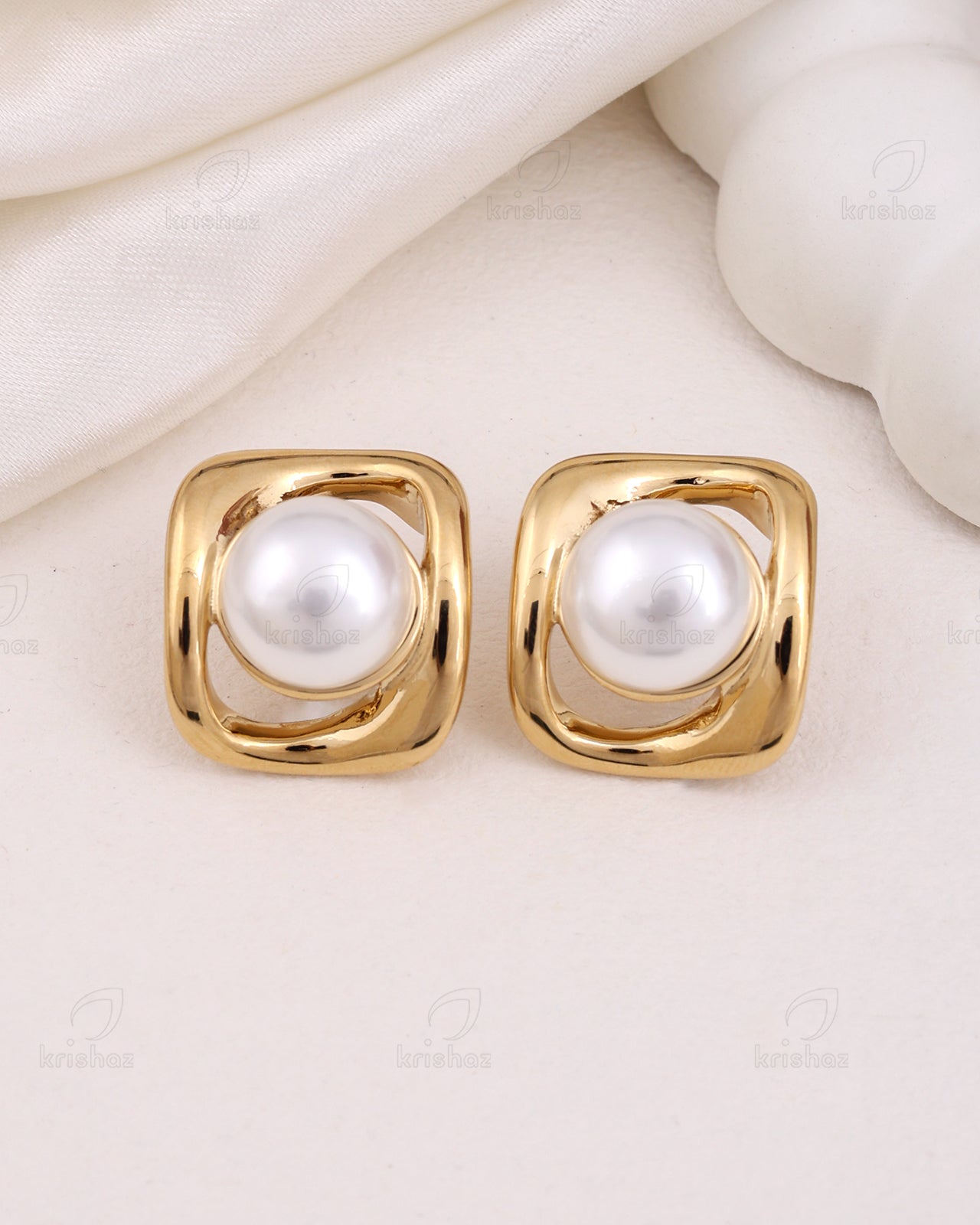 Orion Fashionable Studs