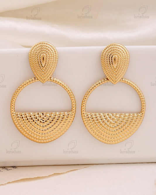 Penelope Fashionable Dangler Earrings