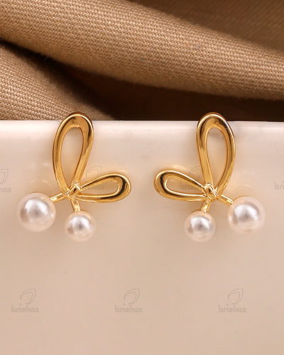 Dottie Bow Fashionable Studs