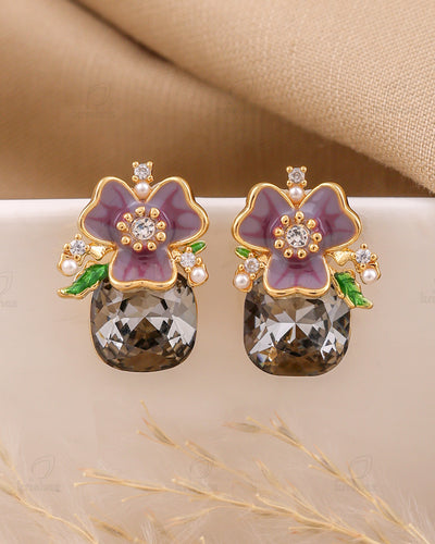 Claire Fashionable Studs