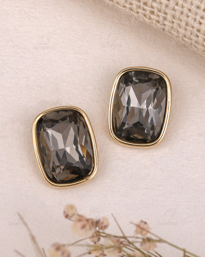 Genesis Fashionable Studs