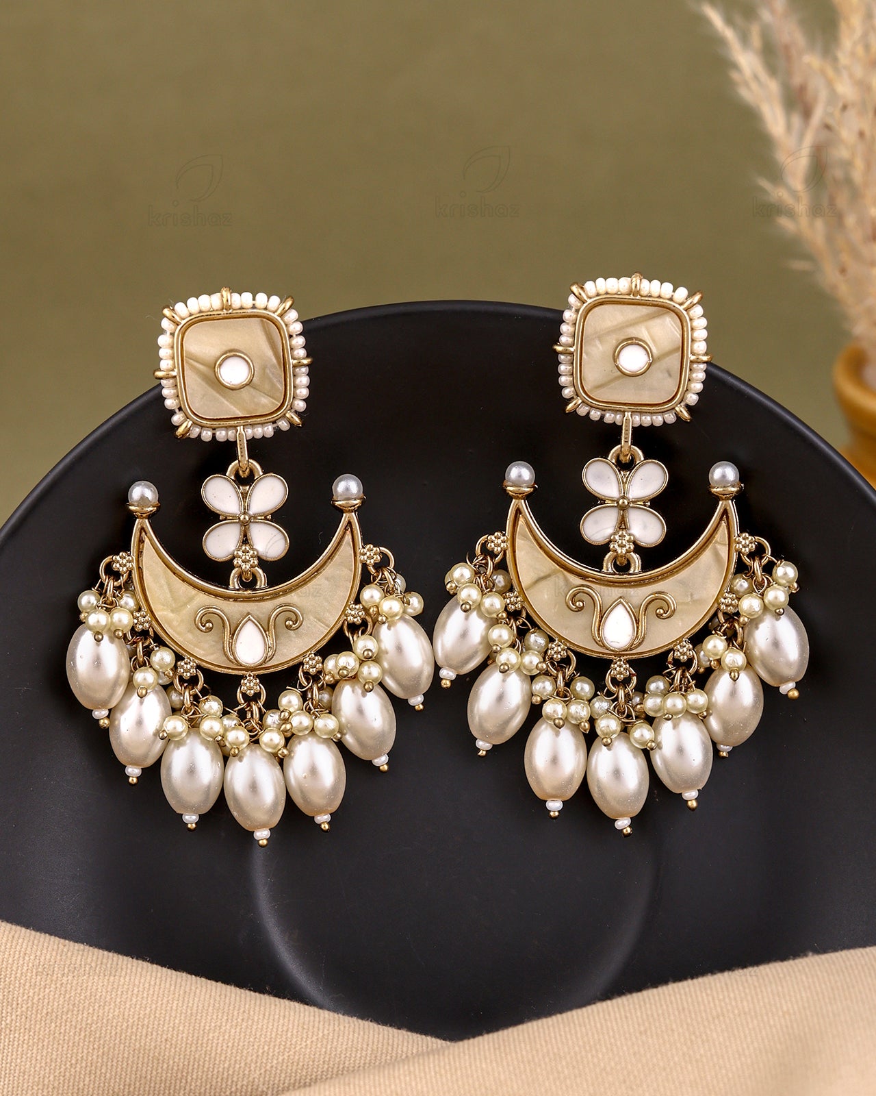 Purnima Kundan Danglers-M