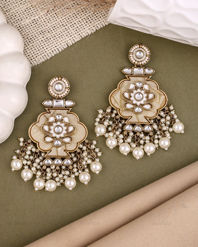 Nitu Kundan Danglers-M