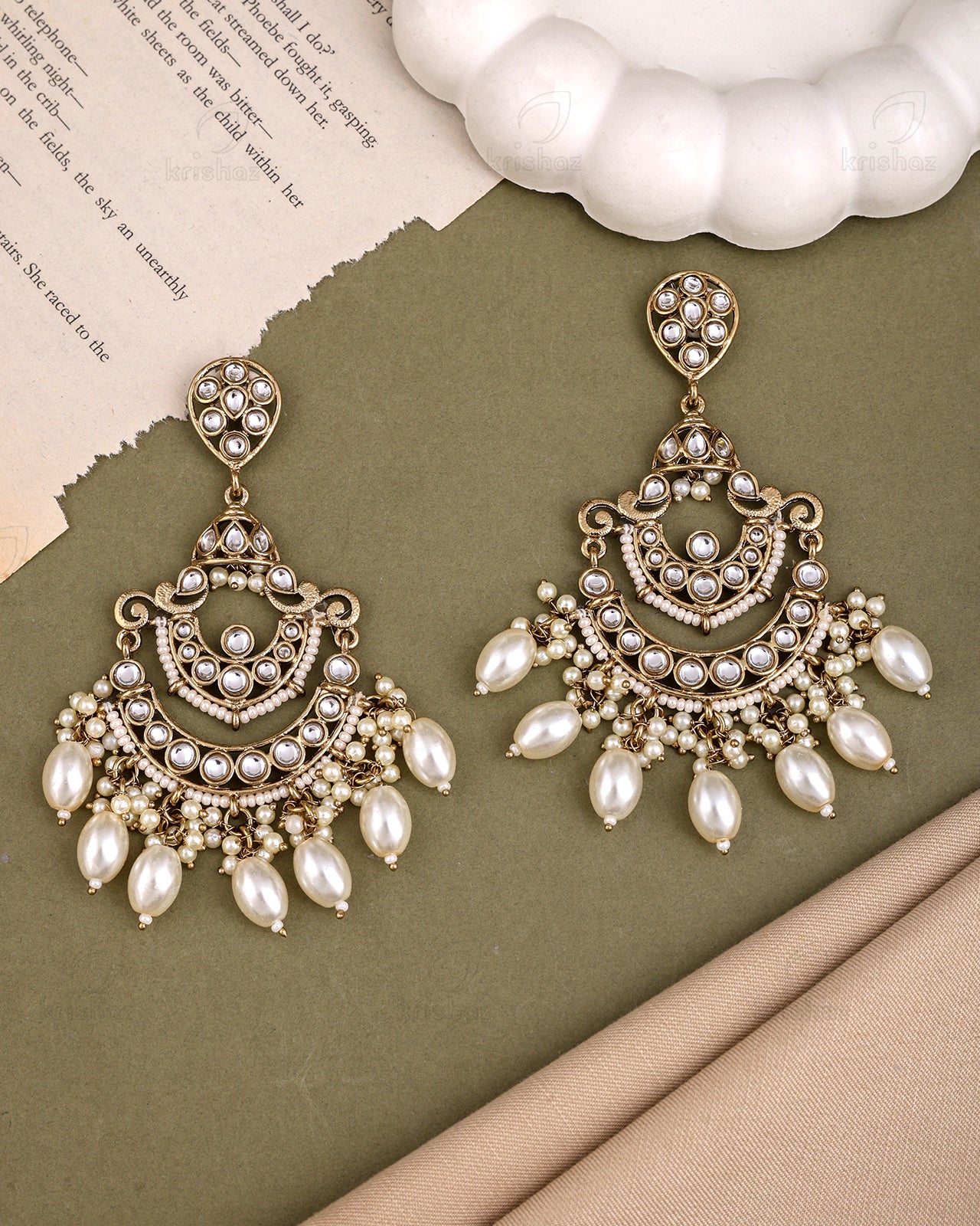 Azam Kundan Danglers -M