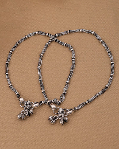 Dhara Silver Oxidized Anklets