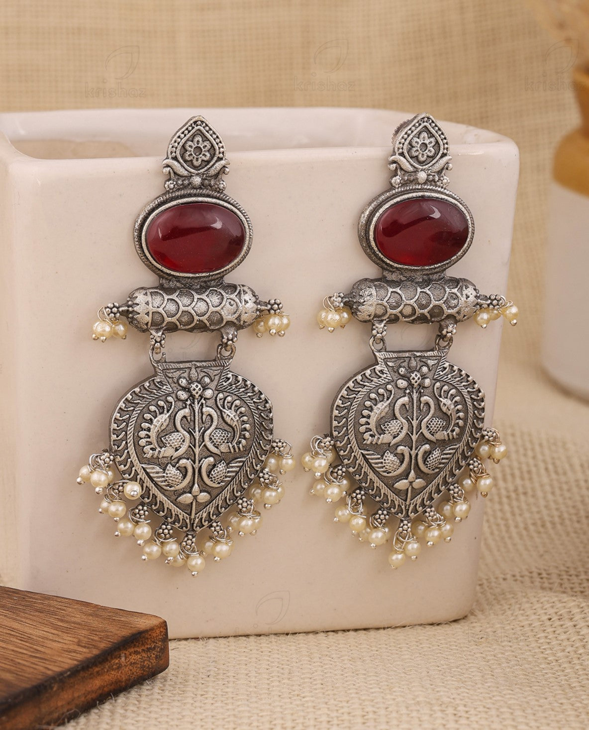 Kadambari Dangler Earrings - wxo