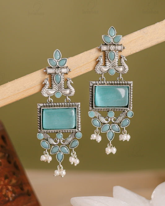 Shubhangi Long Dangler Earrings - wxo