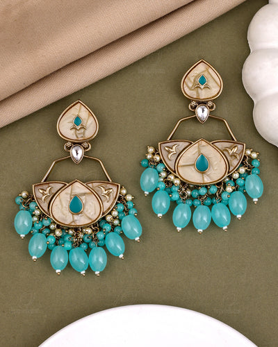 Keerti Kundan Danglers -M