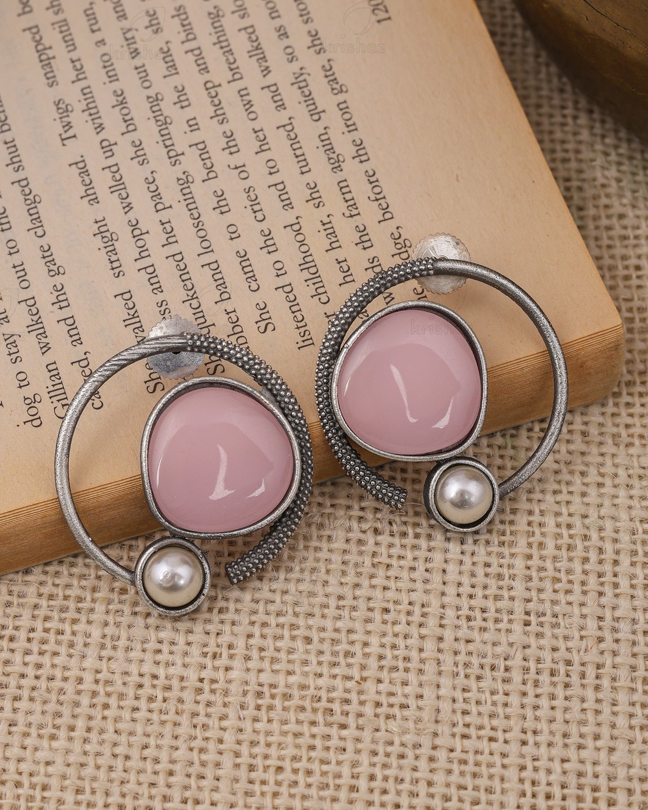 Moh Circular Stud Earrings