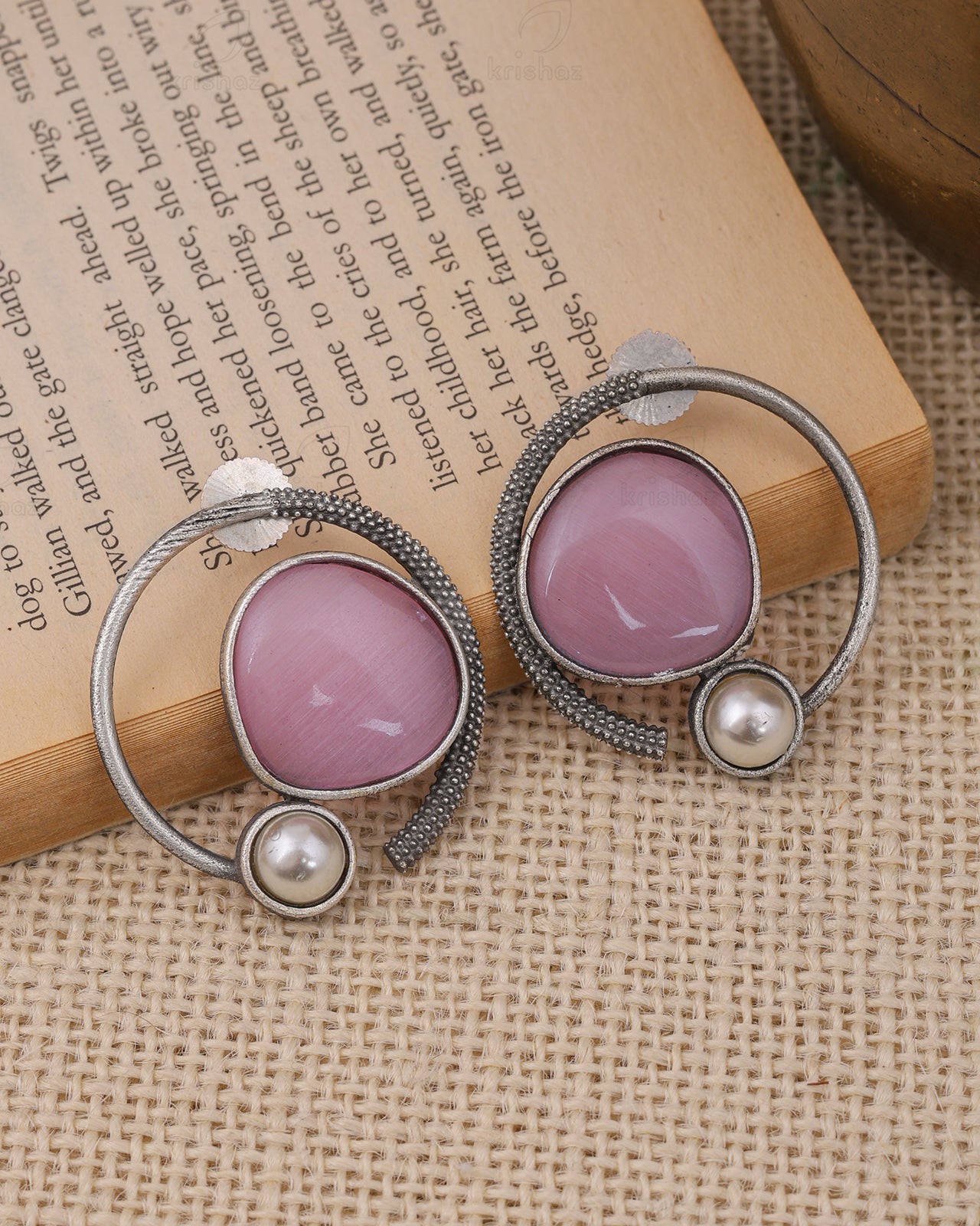 Moh Circular Stud Earrings