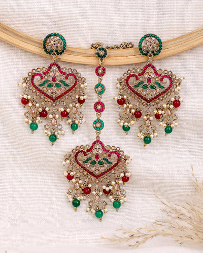 Nagma Pakistani Kundan Danglers With Mangtika