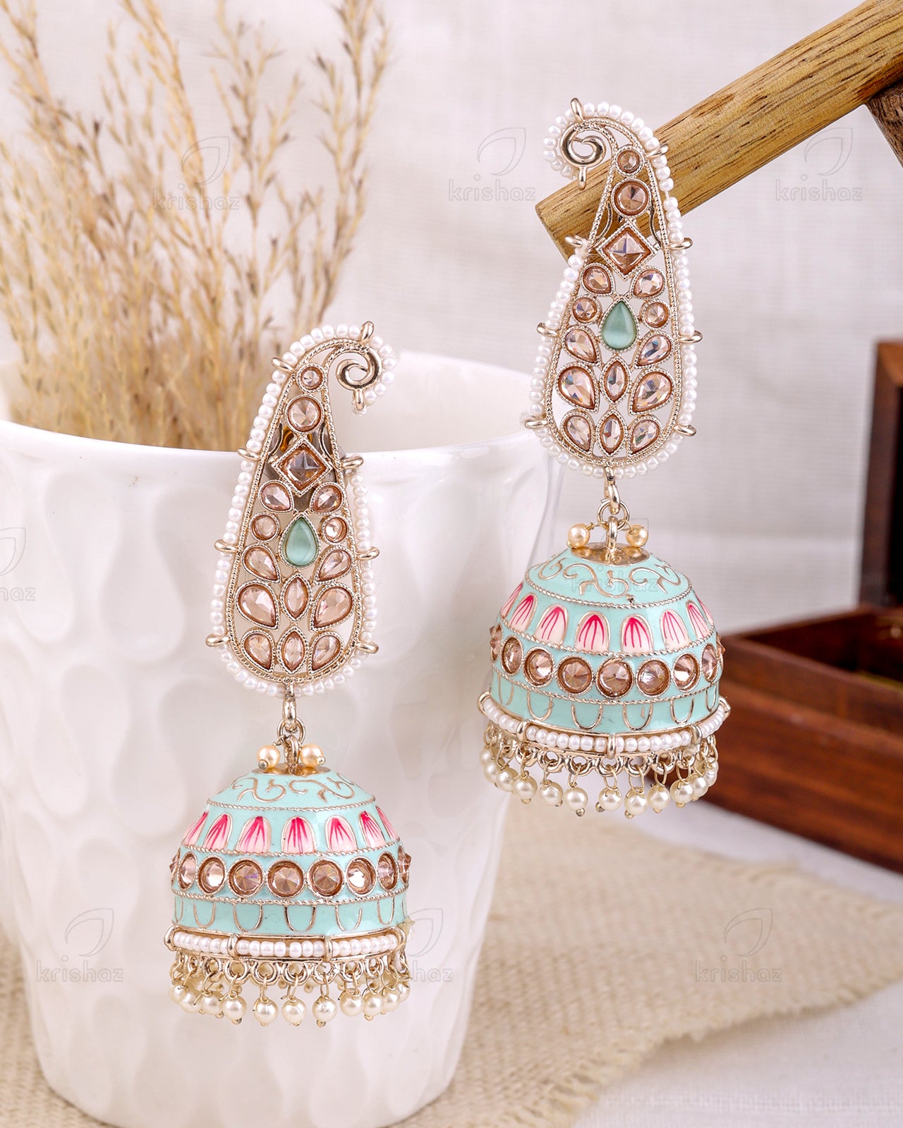 Ushna Pakistani Kundan Jhumki