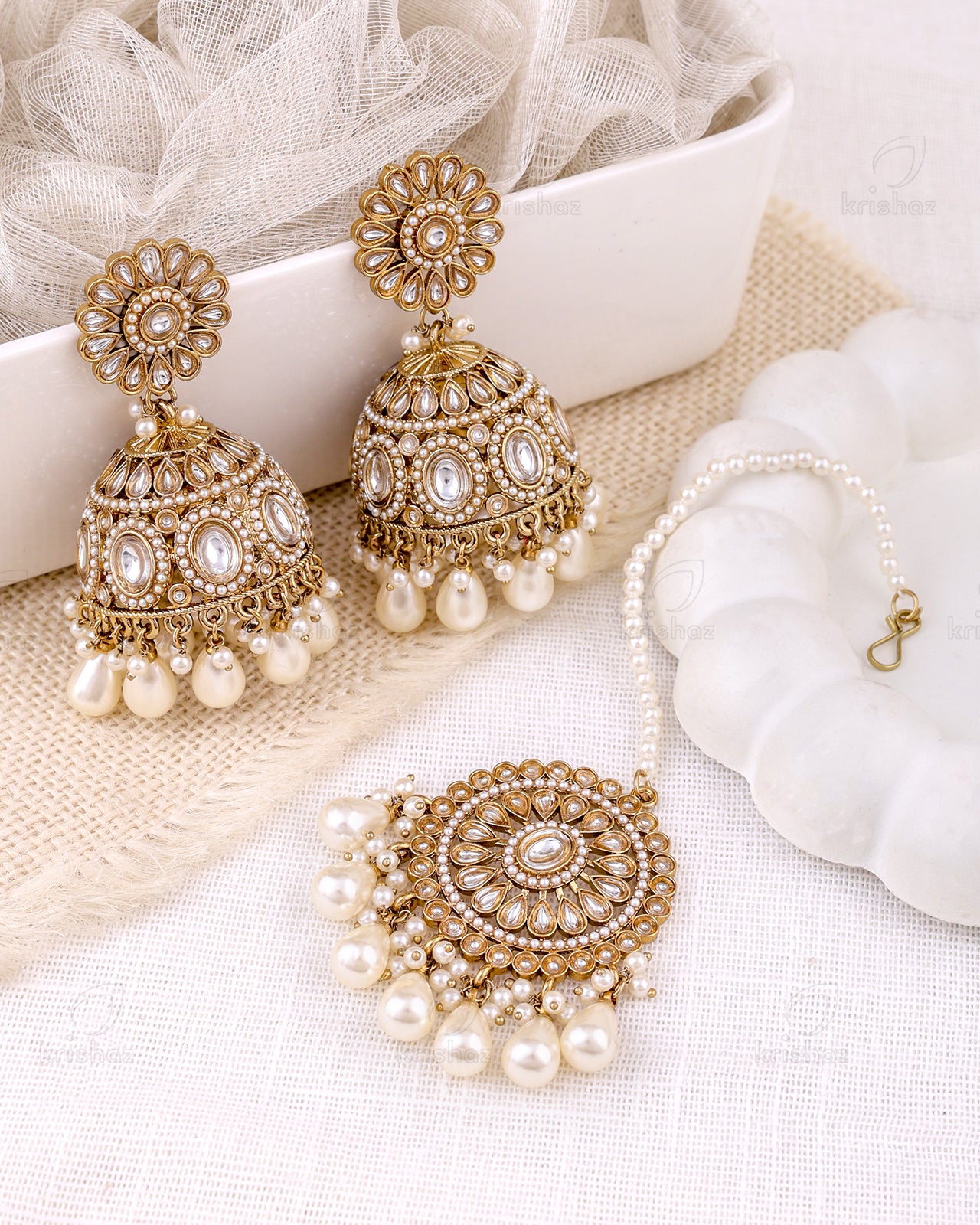 Samira Pakistani Kundan Jhumki With Mangtika