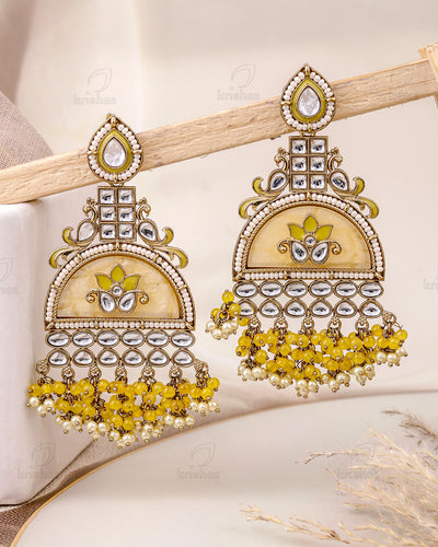 Vipula Kundan Danglers-M