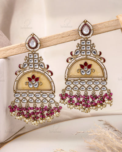 Vipula Kundan Danglers-M