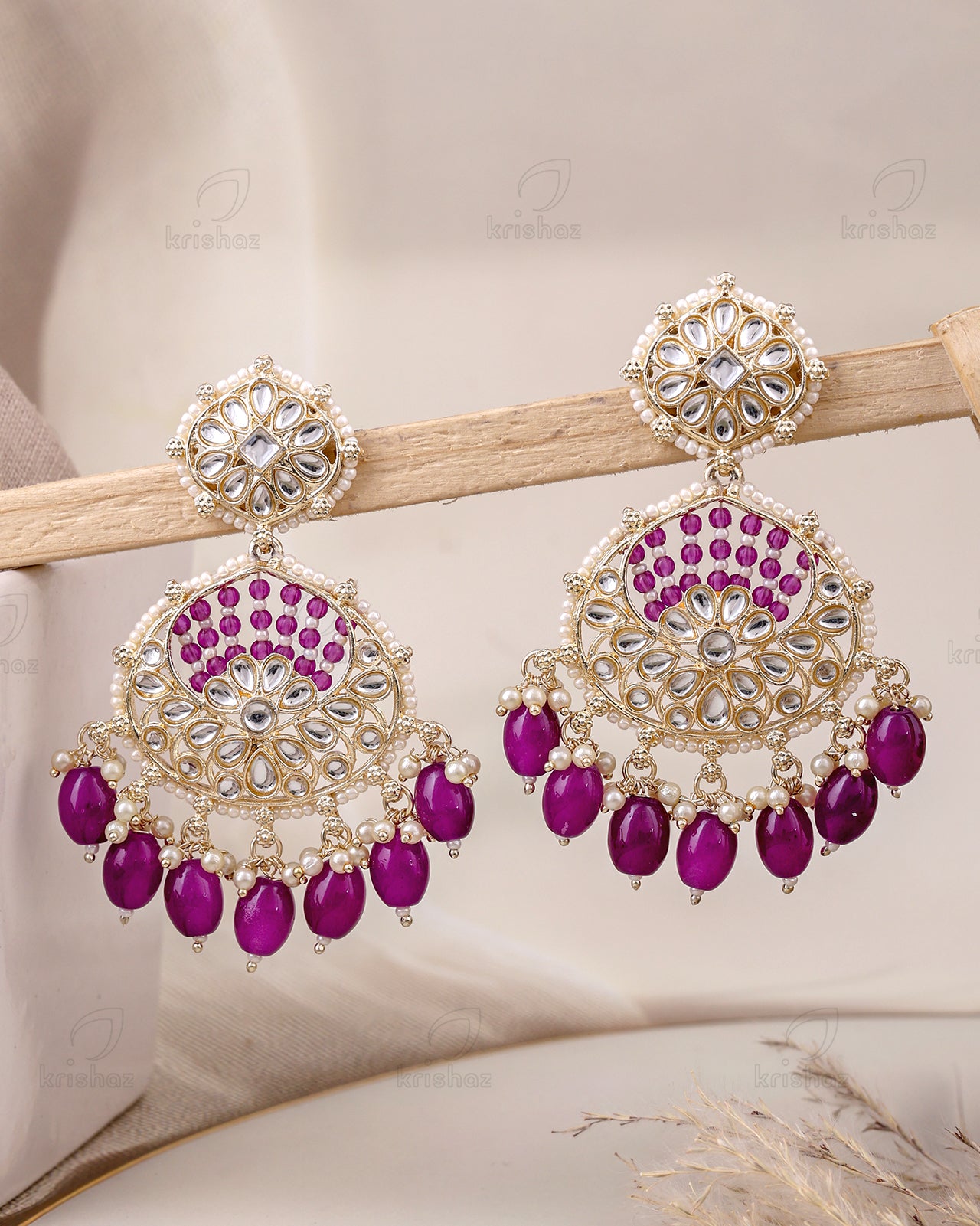 Saanjali Kundan Danglers-M