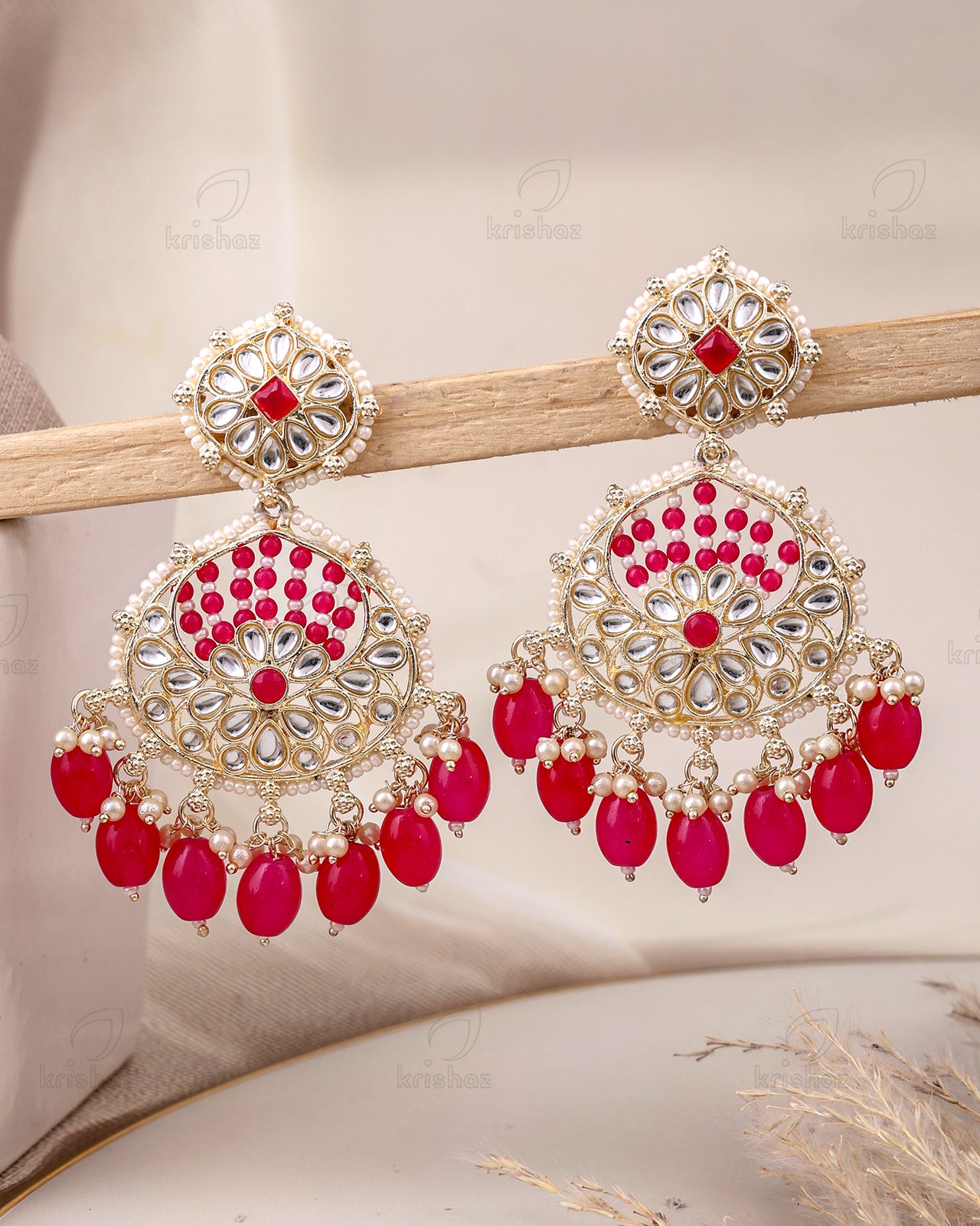 Saanjali Kundan Danglers-M