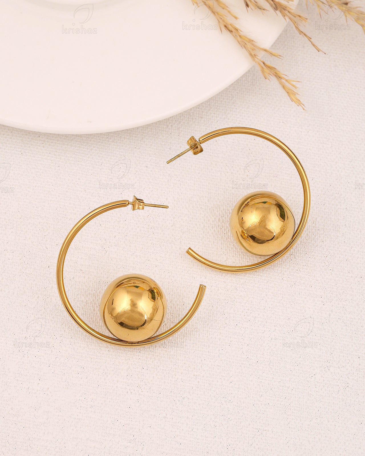 Moon Fashionable Hoops