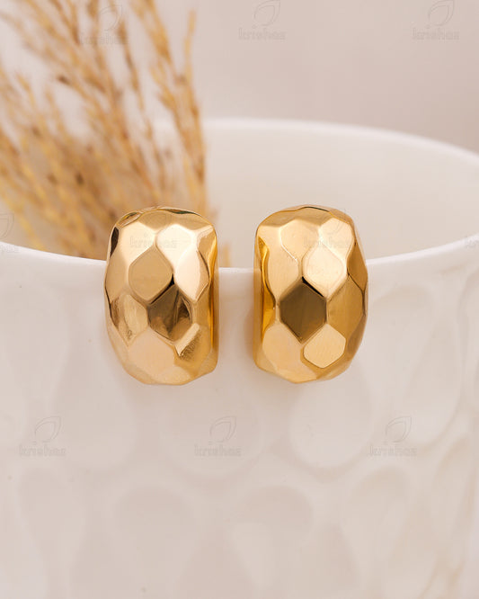 Snake Skin Fashionable Studs