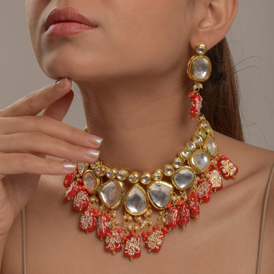 Pranavi Kundan Necklace Set