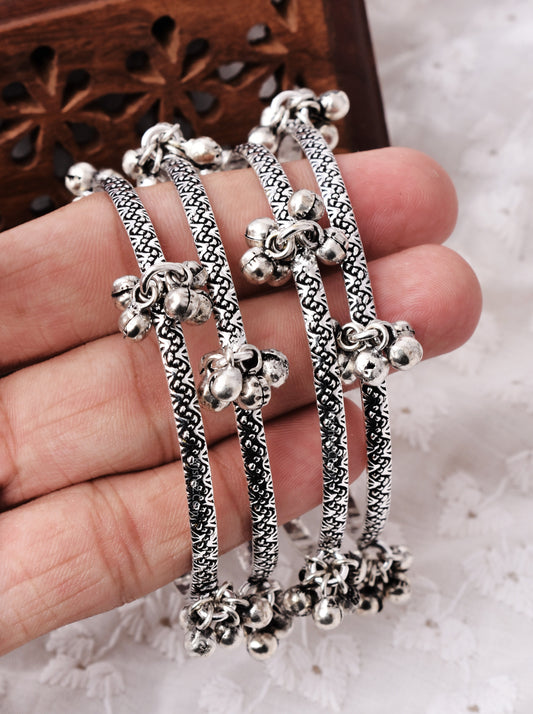 4 pcs Set of Oxidized Silver Ghungroo Chudiyaan ( Bangles ) - Krishaz
