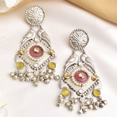 Sukriti HEAVY LOOK  but LIGHT WEIGHT Premium Silver Dangler