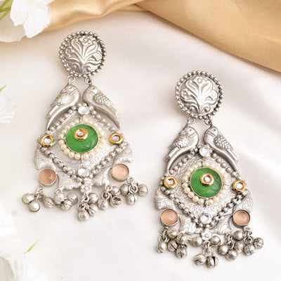 Sukriti HEAVY LOOK  but LIGHT WEIGHT Premium Silver Dangler