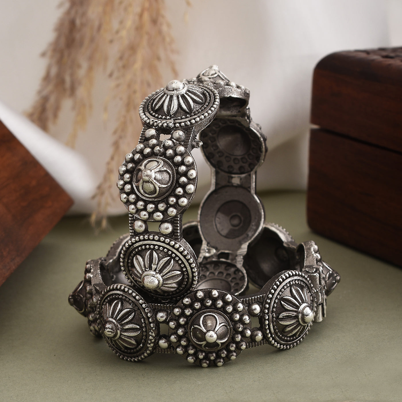 Vasudha One Piece Bangle