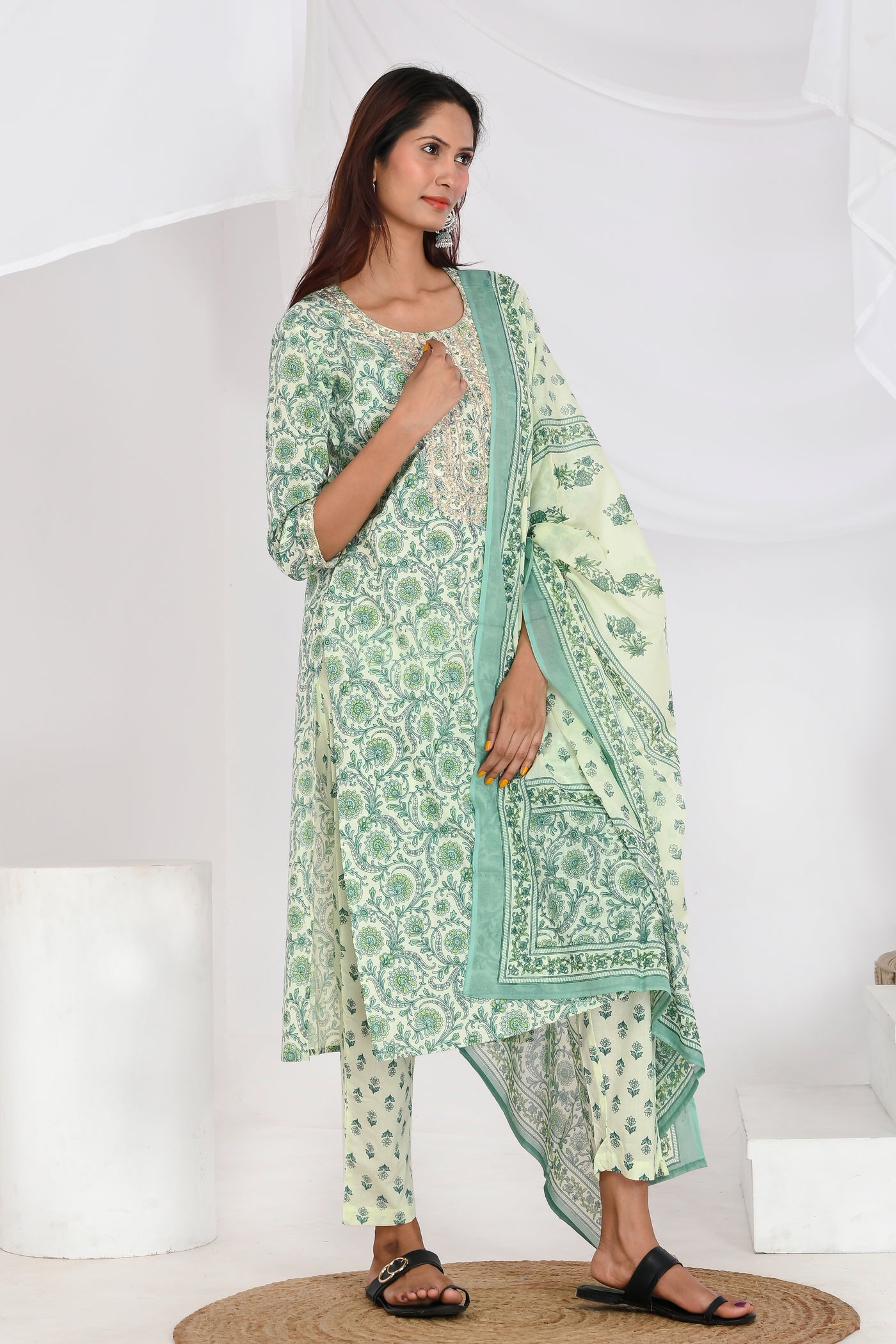 Pista color floral suit set - Tulsi