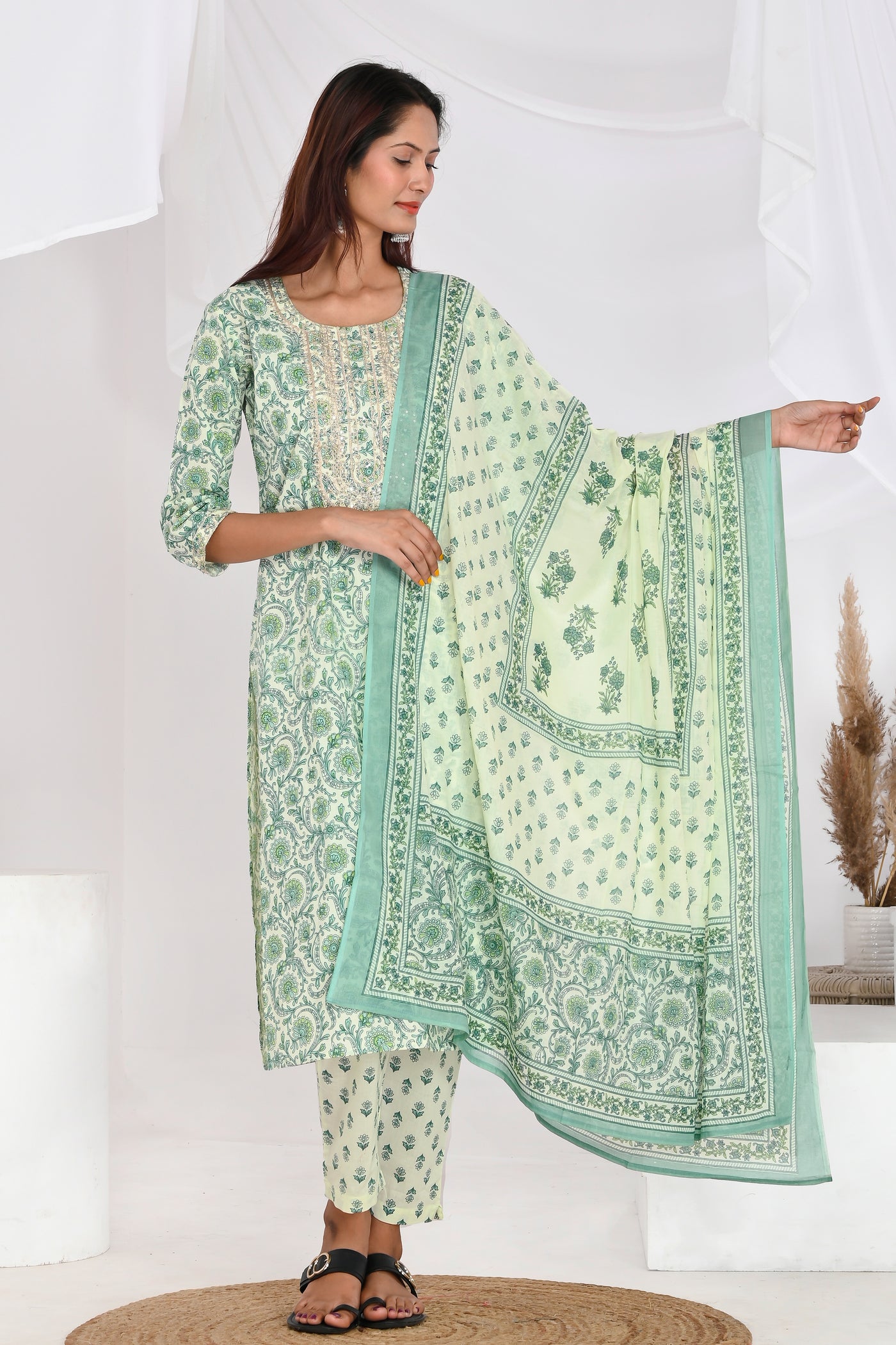 Pista color floral suit set - Tulsi